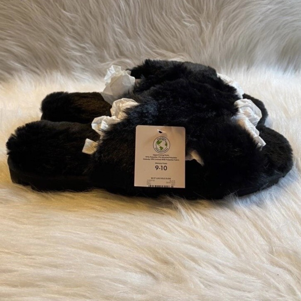 Secret Treasures Fuzzy Slip On Lug Sole Sandal Women Size Large 9-10 Black Shoes
